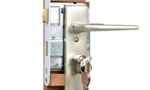 Gartentorzubehör für solides Tor Endlatte, Hartholz, 180 cm + Einbauschlossset de luxe, Edelstahl